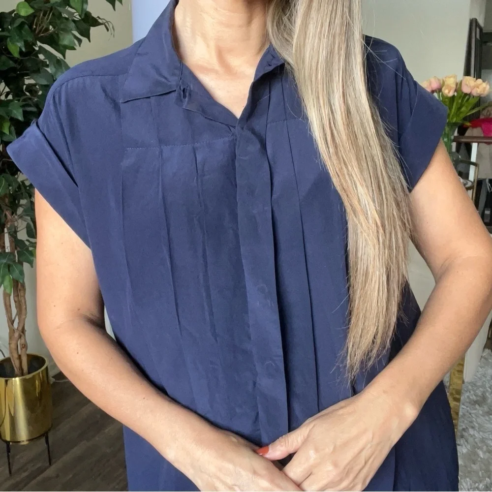 CHANEL Vtg 90’s Short Sleeve Navy Blue Silk Pleated Draped Button Blouse Y2K M